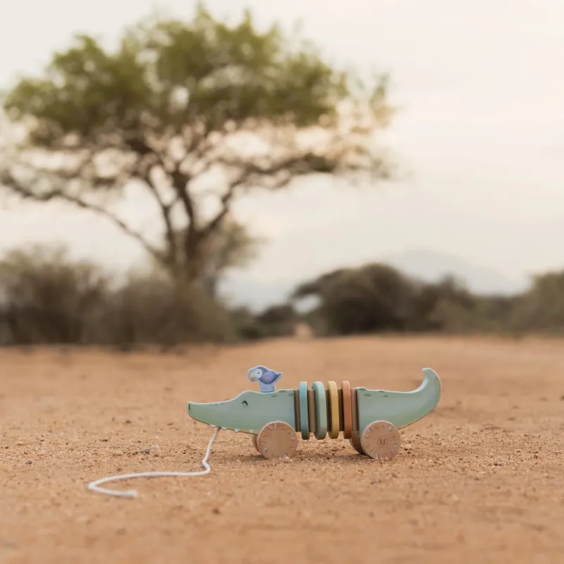 Дървена Играчка за Дърпане Крокодил Safari Friends