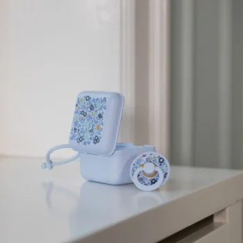 Кутия за Биберон Chamomile - Lawn Baby Blue BIBS x Liberty