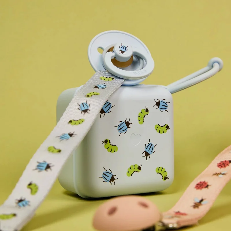 2 бр. Биберони BIBS Studio COLOUR, Beetle - Baby Blue/Dark Oak, 0-6 месеца