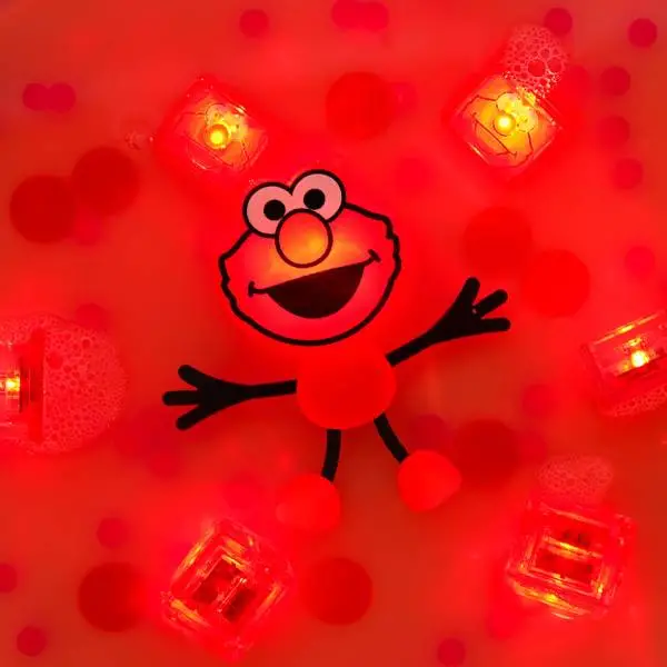 Герой ELMO + 2 Светещи Кубчета Glo Pals