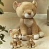 Мека Лъвица за Гушкане Safari Friends 25см