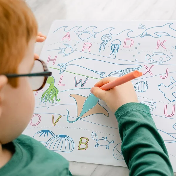 Силиконова Подложка с Маркери за Оцветяване - Alphabet (latin)